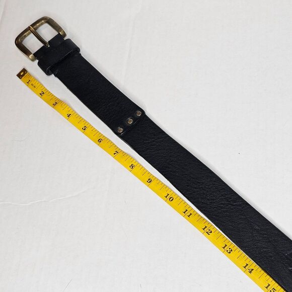 Levis Full Grain Leather Belt 32 Embossed Brass Buckle Black Workwear Unisex - Picture 7 of 8